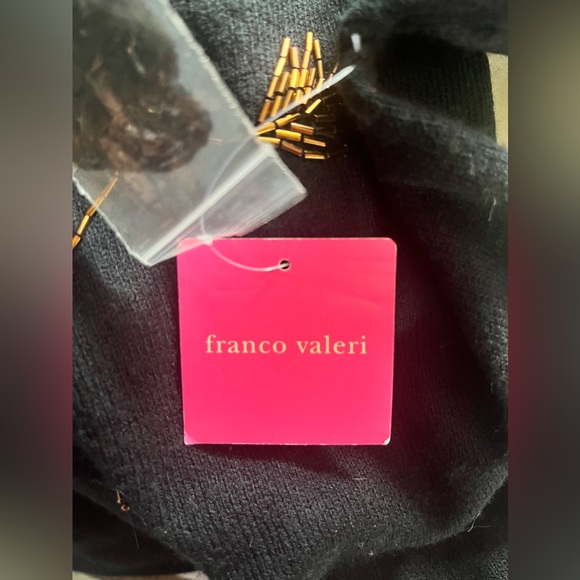 Franco Valeri Womans Short Sleeved Black Sweater w/ Gold Colored Embellishments! - Picture 3 of 9
